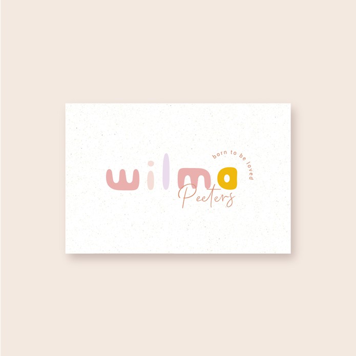 Geboortekaartje met organische letters in kleur • A6 postkaart • WILMA